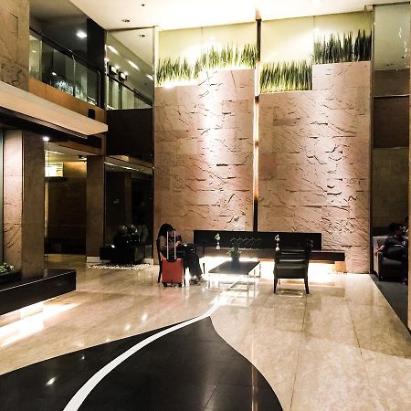 Antel Serenity Suites At Poblacion Makati Makati City Ngoại thất bức ảnh