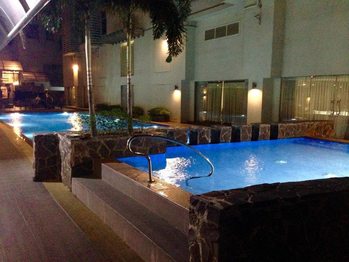 Antel Serenity Suites At Poblacion Makati Makati City Ngoại thất bức ảnh