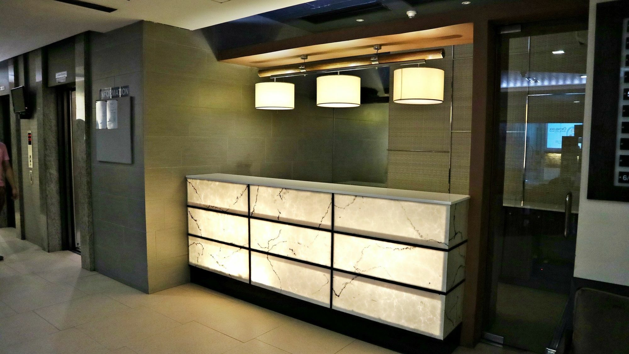 Antel Serenity Suites At Poblacion Makati Makati City Ngoại thất bức ảnh